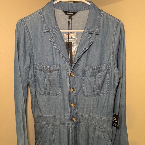 Express Denim Jumpsuit Small Button Down‎ Long Sleeve Casual Romper New NWT - Picture 3 of 7